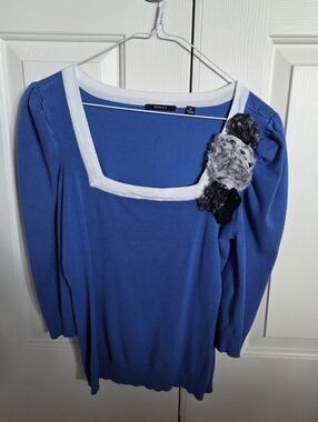 Mosca Blue Medium Square-Neck Sweater with White Trim & Floral Accent